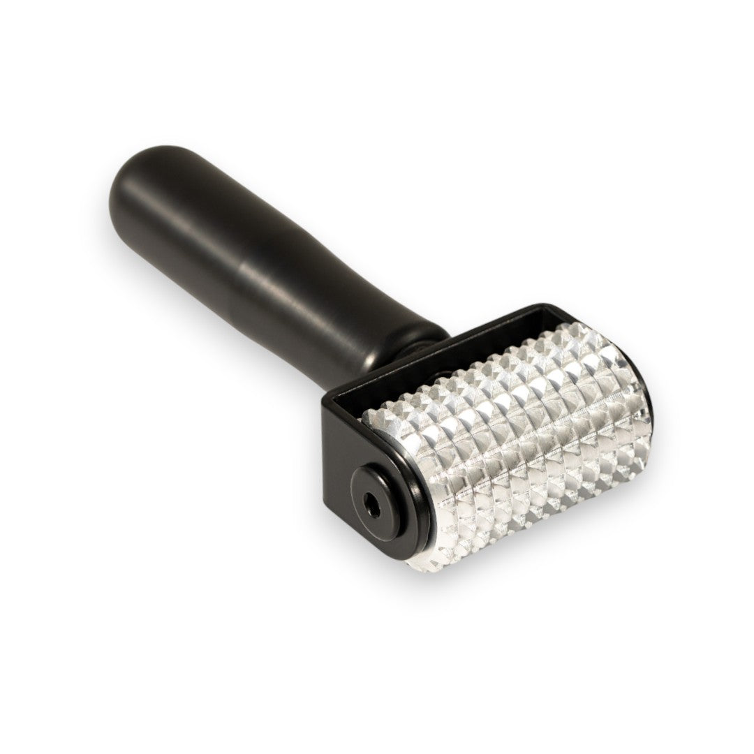 NeedleyRoll Mini Faszienrolle – Perfekt für Kleinpferde & Hunde